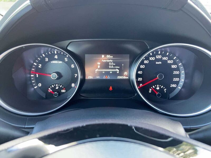 Kia Ceed / cee'd Edition 7 1.0 T-GDI Emotion Kamera CarPlay