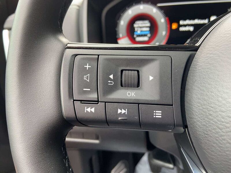 Nissan Qashqai N-CONNECTA 1.3 MT /Winter Design Carplay