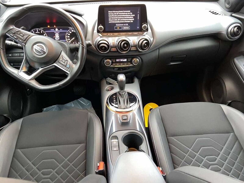 Nissan Juke Tekna 1.0 DIG-T 7DCT NC Bose BHF 2 Farben