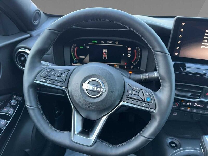 Nissan Juke TEKNA Hybrid BOSE/Winter/ 360°/CarPlay/LED